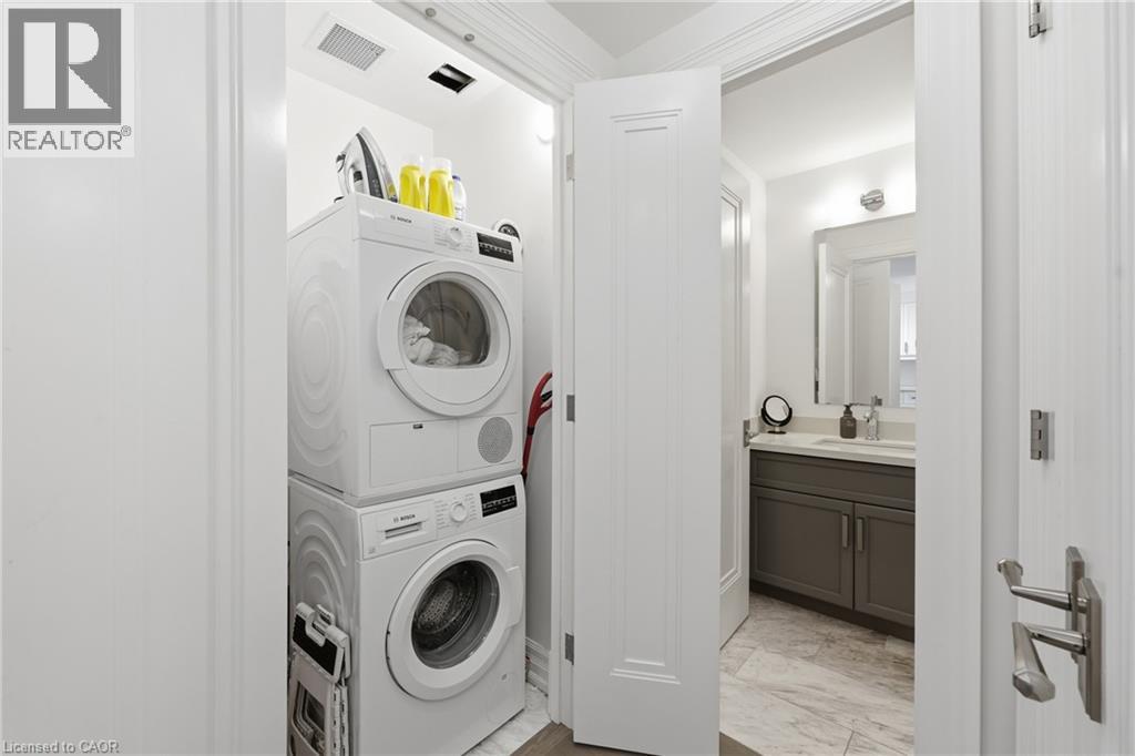 2060 Lakeshore Road Unit# 1102, Burlington, Ontario  L7R 0G2 - Photo 18 - 40809892