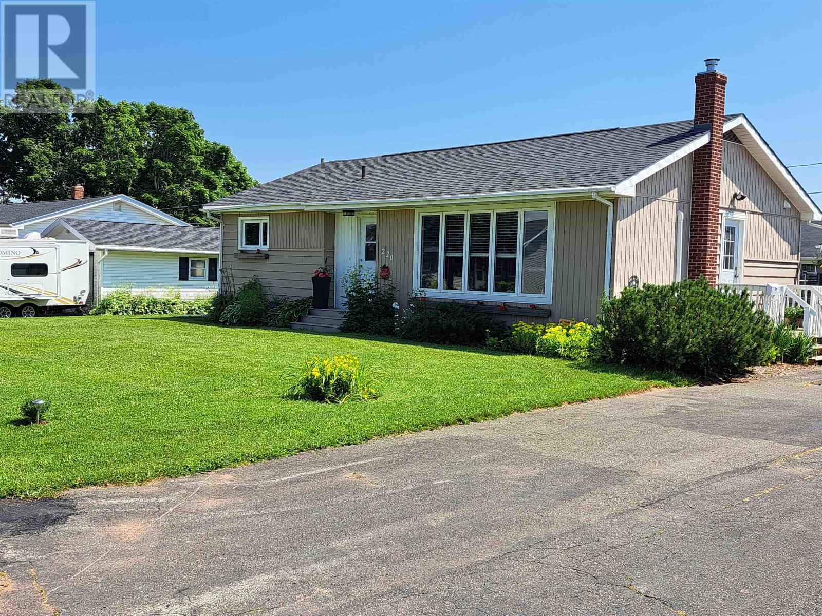 220 Clark Street, Summerside, Prince Edward Island  C1N 2J5 - Photo 2 - 202604139