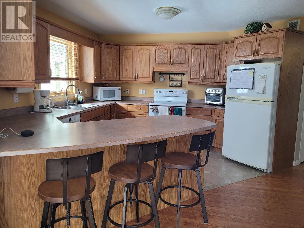 34 Wabigoon Dr W, Dryden, Ontario  P8N 3K3 - Photo 4 - TB2600235