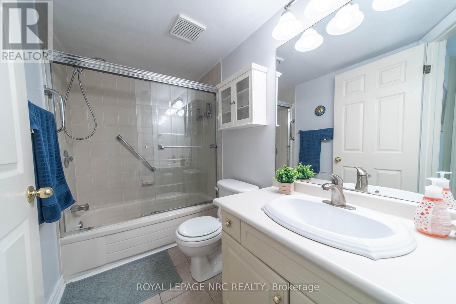 202b - 1061 Vansickle Road N, St. Catharines, Ontario  L2S 2X4 - Photo 13 - X12861382