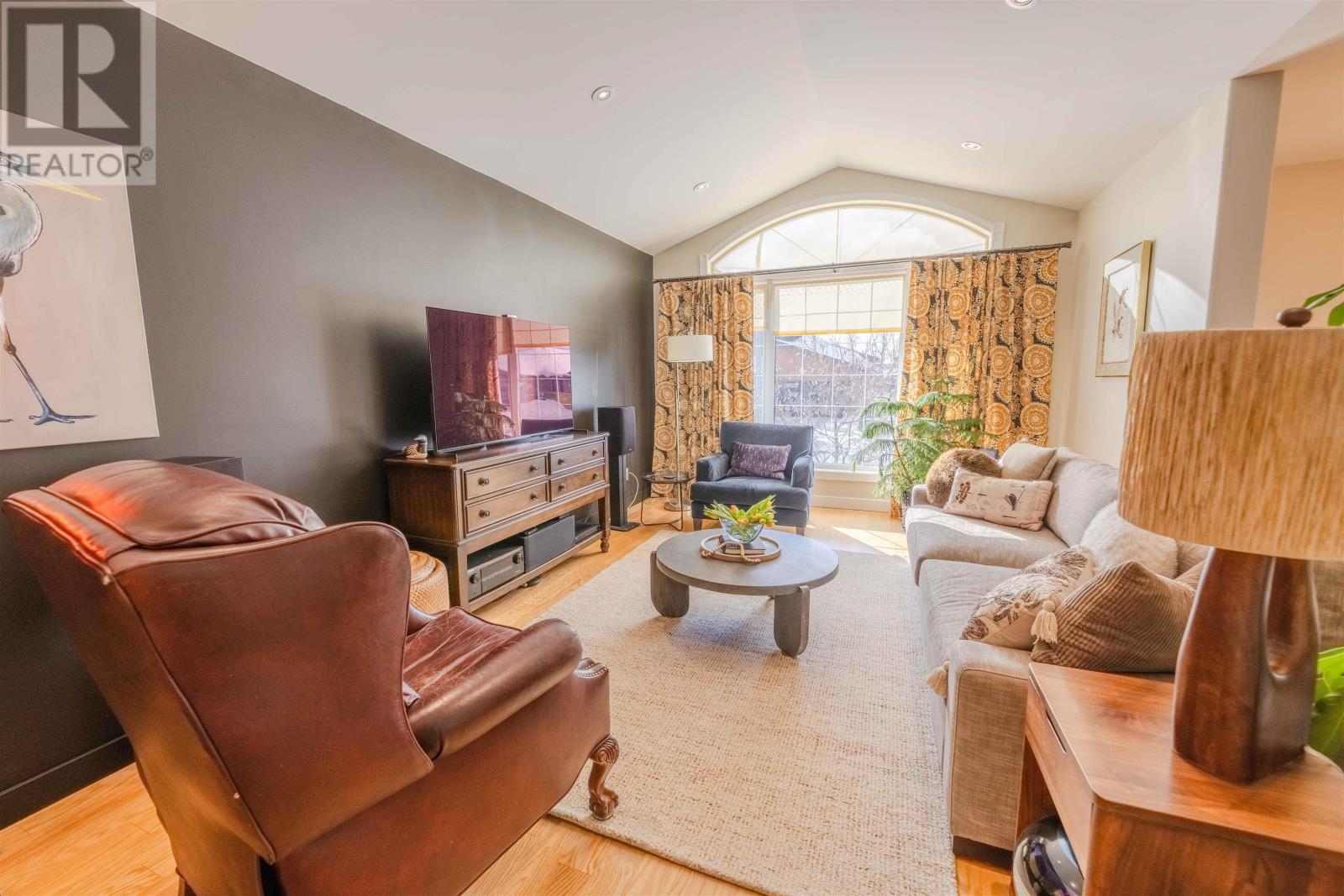 160 Cougar Crs, Thunder Bay, Ontario  P7C 0B8 - Photo 5 - TB2600383