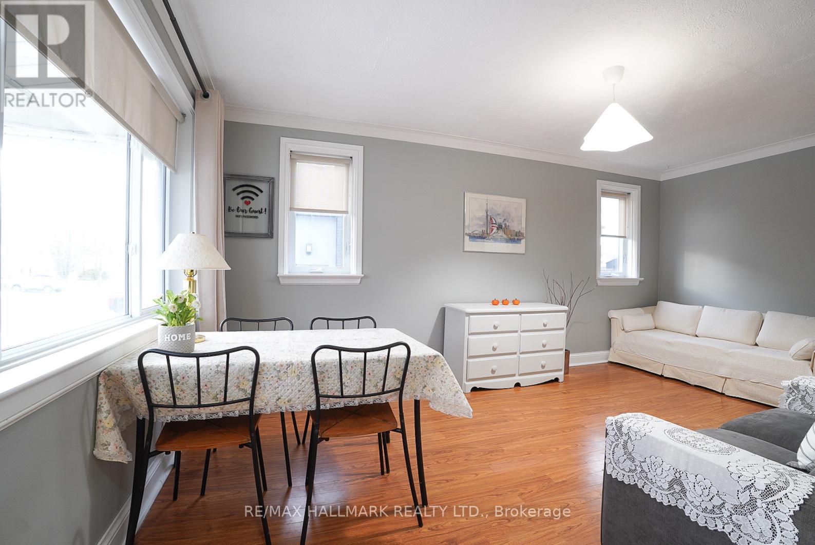 106 Phillip Avenue, Toronto, Ontario  M1N 3R4 - Photo 4 - E12855260