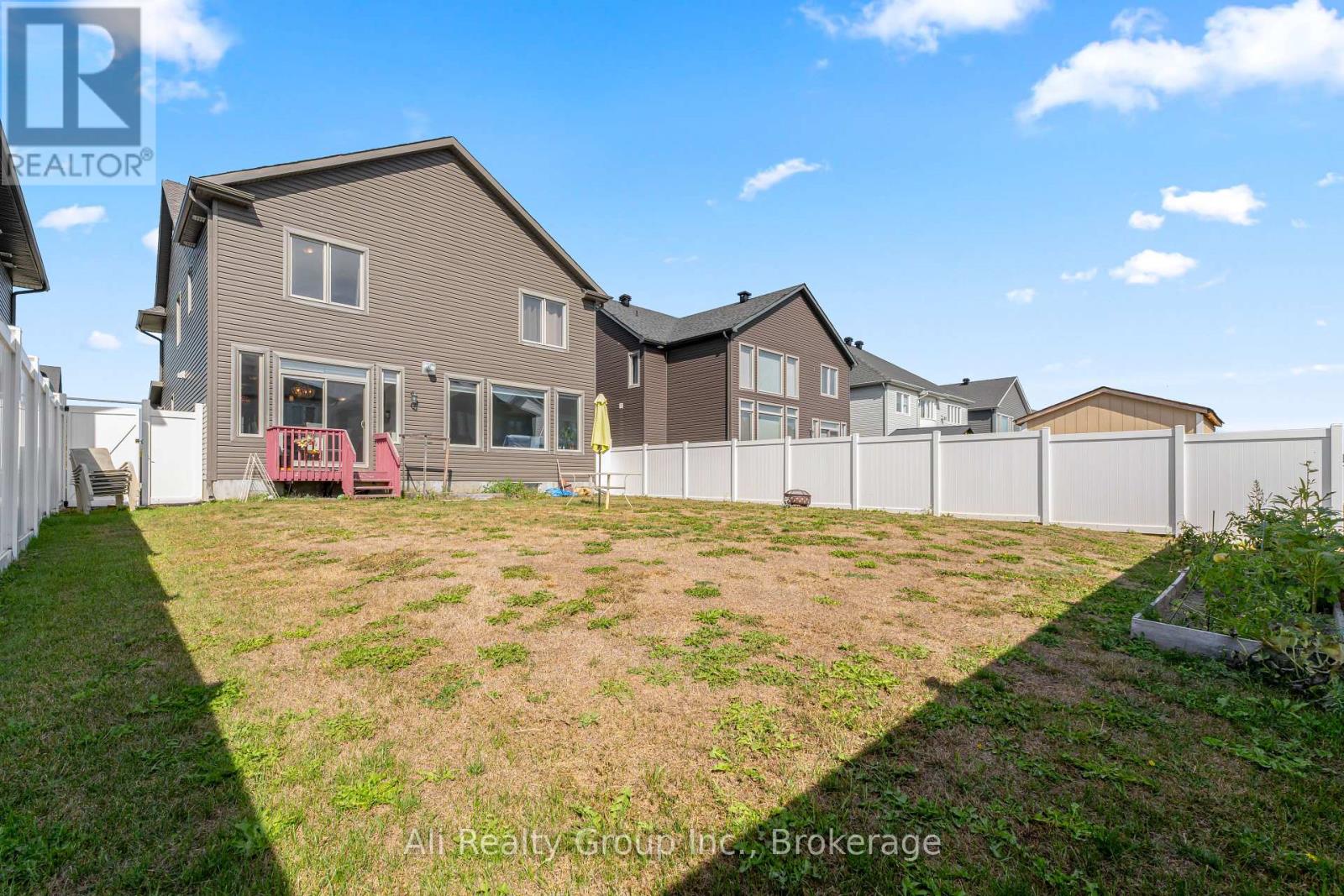 28 Sopwith Private, Ottawa, Ontario  K0A 1L0 - Photo 31 - X12599008