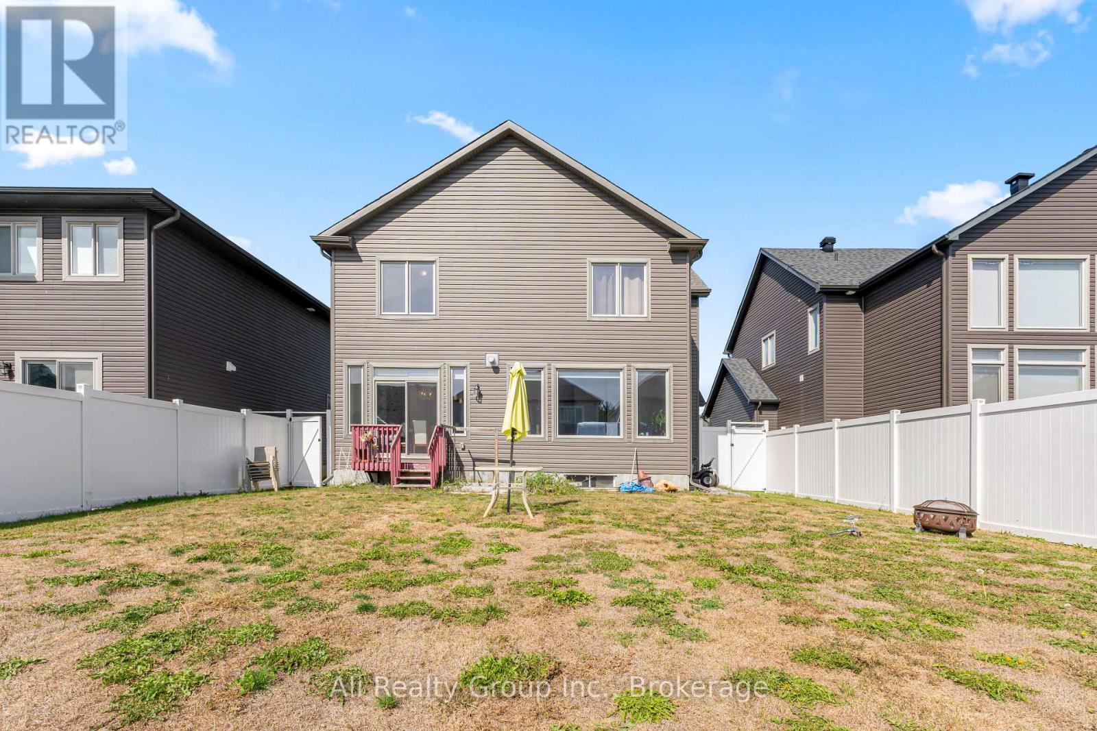 28 Sopwith Private, Ottawa, Ontario  K0A 1L0 - Photo 32 - X12599008