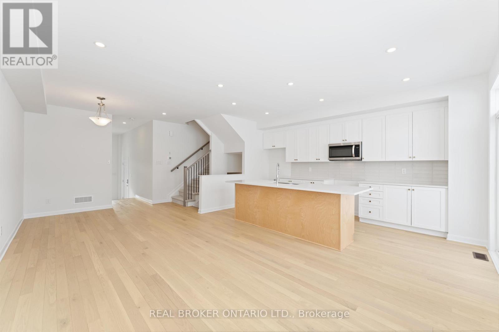 661 Hamsa Street, Ottawa, Ontario  K2J 6Z7 - Photo 8 - X12849160