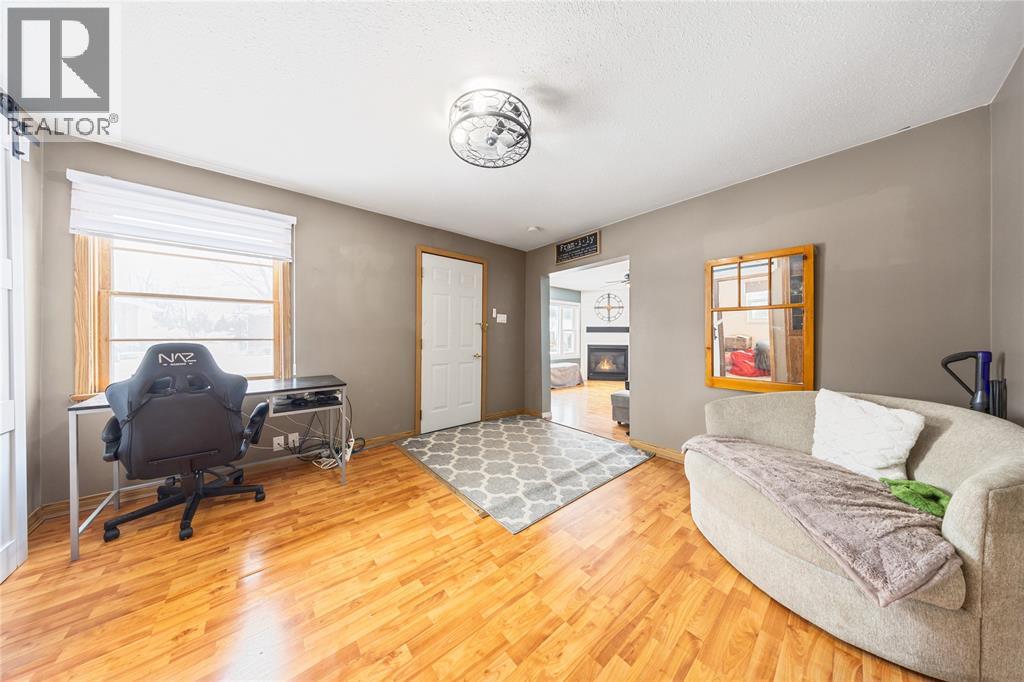 2355 Boswell Street, St Clair, Ontario  N0N 1B0 - Photo 10 - 26004859