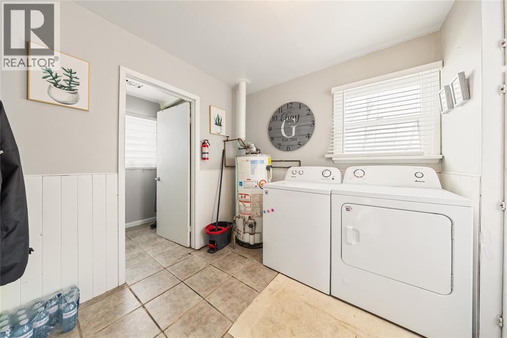 2355 Boswell Street, St Clair, Ontario  N0N 1B0 - Photo 12 - 26004859