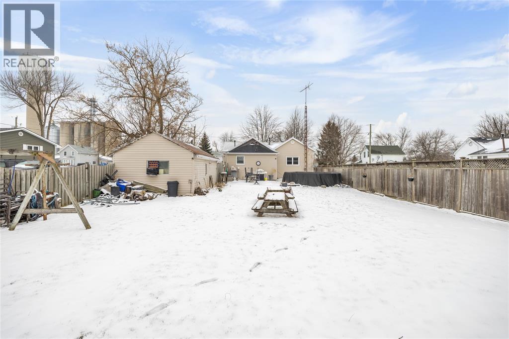 2355 Boswell Street, St Clair, Ontario  N0N 1B0 - Photo 18 - 26004859