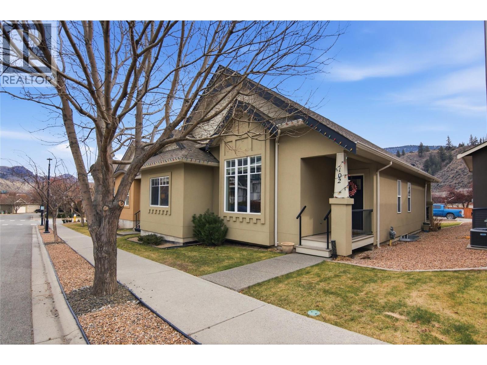 2920 Valleyview Drive Unit# 102, Kamloops, British Columbia  V2C 0A8 - Photo 2 - 10378590