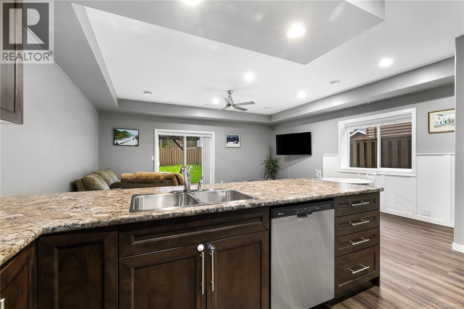 5 1340 Creekside Way, Campbell River, British Columbia  V9W 8A9 - Photo 12 - 1028108