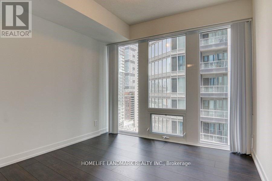 1802 - 60 Shuter Street, Toronto, Ontario  M5B 0B7 - Photo 17 - C12861418
