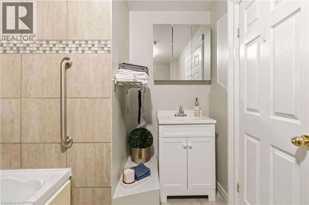 200 Brant Avenue, Brantford, Ontario  N3T 3H9 - Photo 22 - 40810441