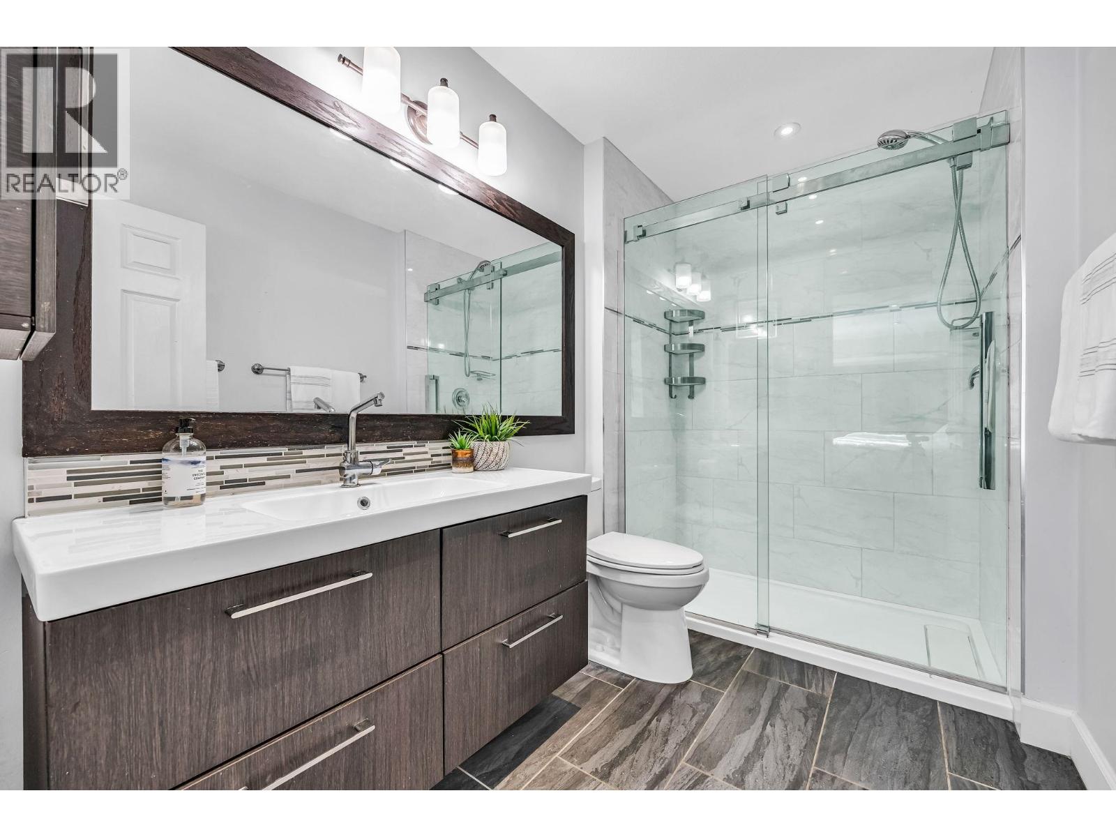 103 245 W 15th Street, North Vancouver, British Columbia  V7M 1S3 - Photo 14 - R3097327