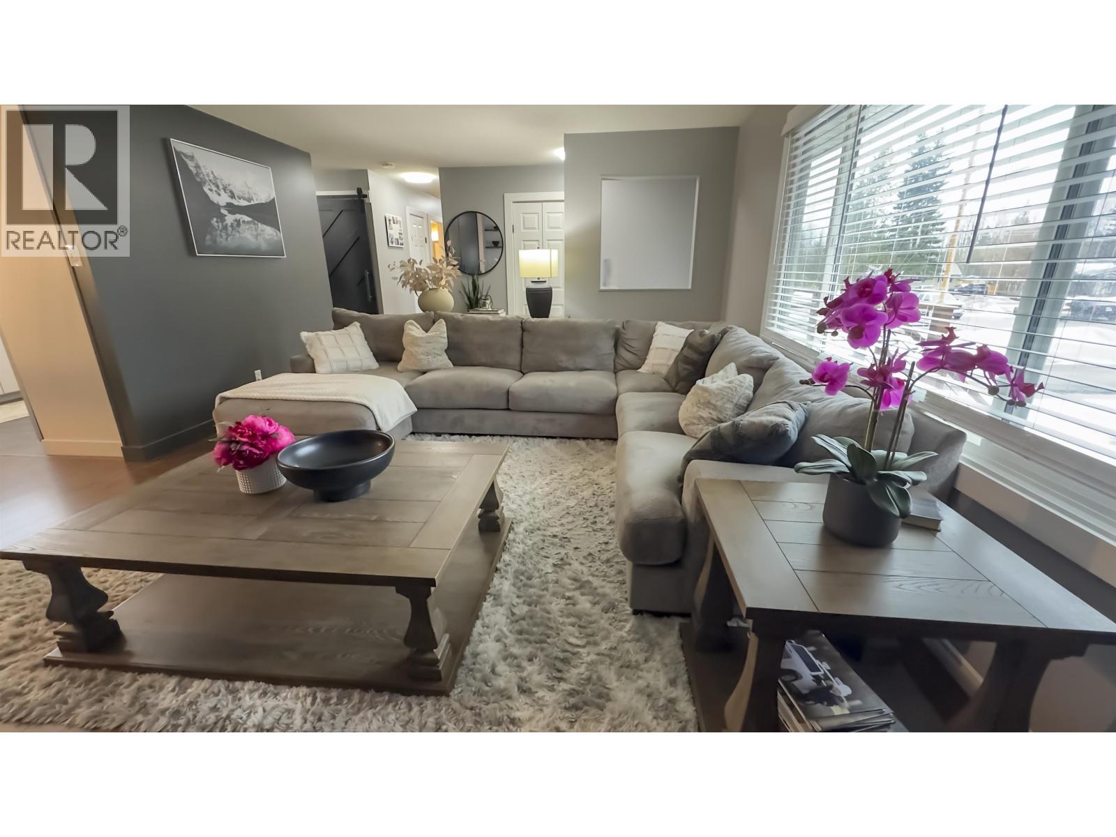 432 Vanderview Drive, Vanderhoof, British Columbia  V0J 3A0 - Photo 13 - R3097335