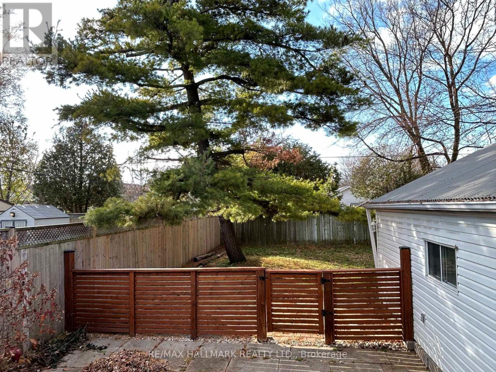 106 Phillip Avenue, Toronto, Ontario  M1N 3R4 - Photo 35 - E12855260