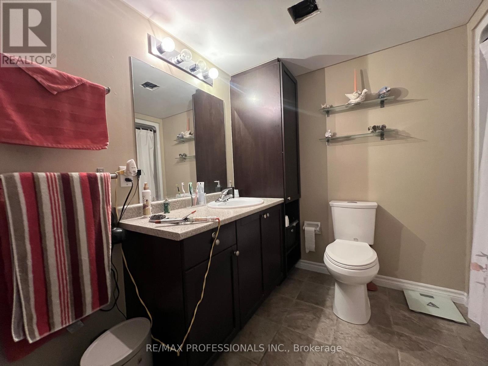 107 - 1390 Main Street E, Milton, Ontario  L9T 7S9 - Photo 28 - W12856964