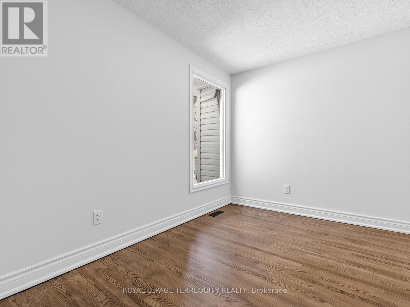 8 William Smart Road, New Tecumseth (Tottenham), Ontario  L0G 1W0 - Photo 21 - N12861314