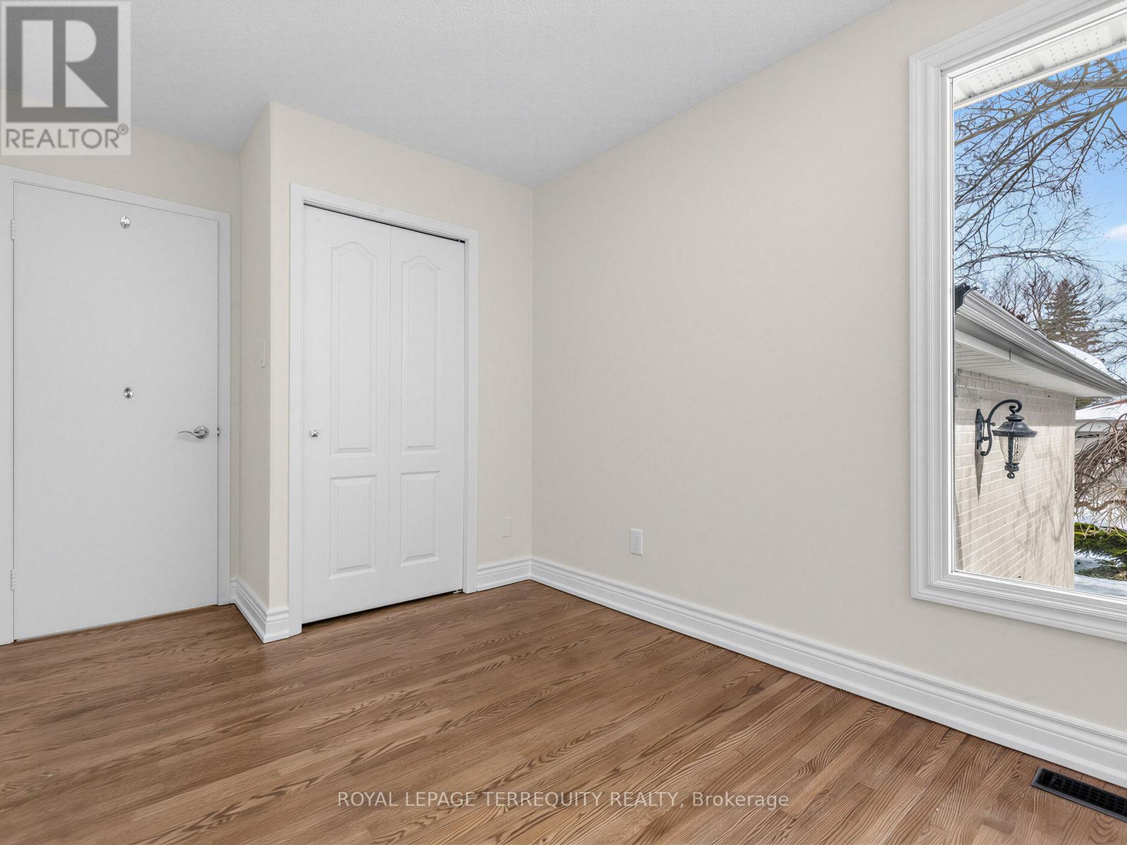 8 William Smart Road, New Tecumseth (Tottenham), Ontario  L0G 1W0 - Photo 22 - N12861314