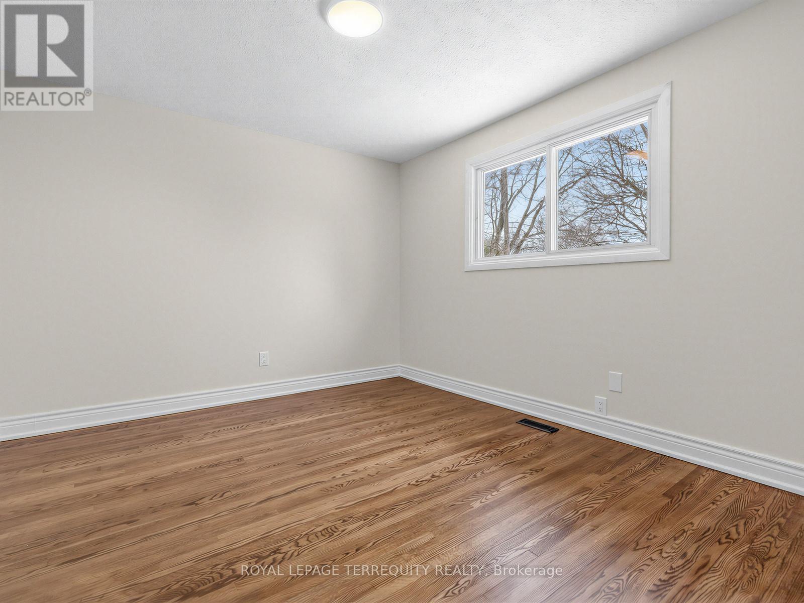 8 William Smart Road, New Tecumseth (Tottenham), Ontario  L0G 1W0 - Photo 23 - N12861314