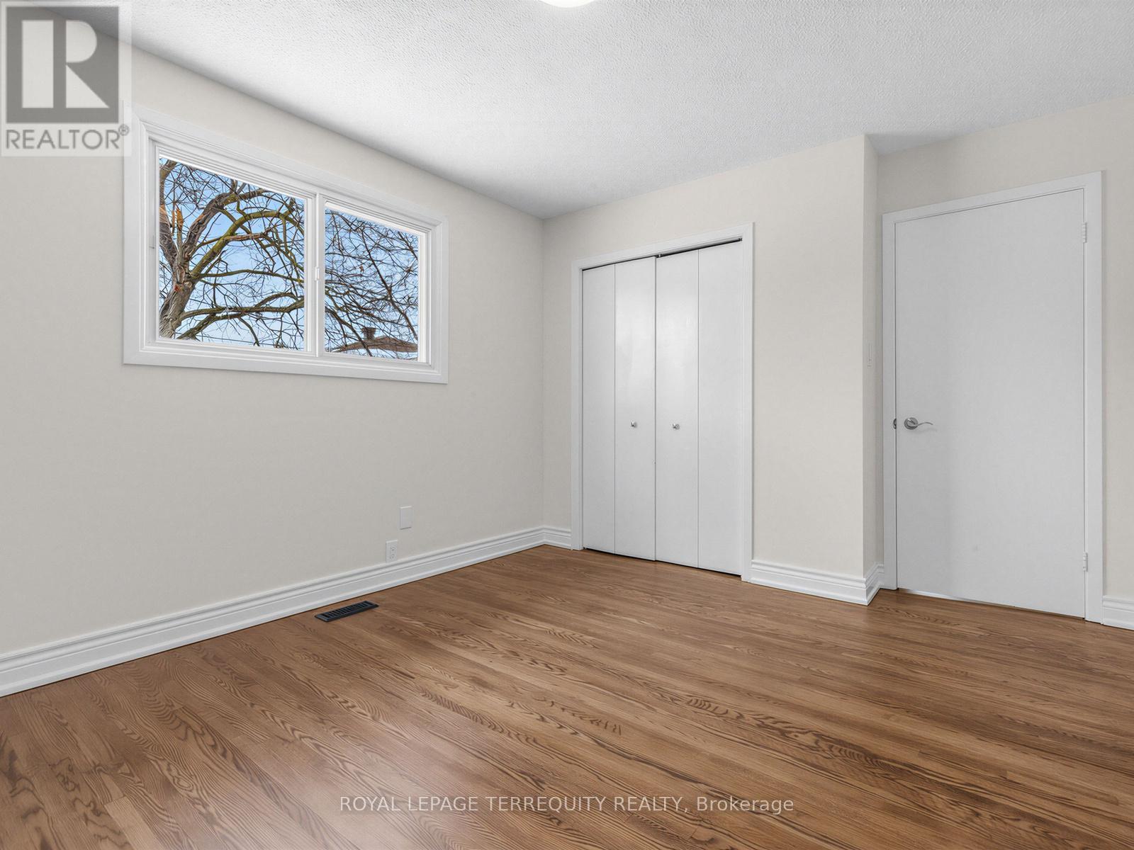 8 William Smart Road, New Tecumseth (Tottenham), Ontario  L0G 1W0 - Photo 24 - N12861314