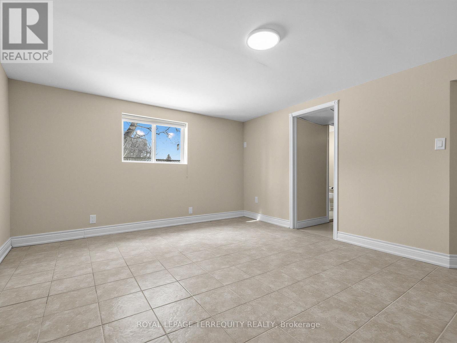 8 William Smart Road, New Tecumseth (Tottenham), Ontario  L0G 1W0 - Photo 31 - N12861314