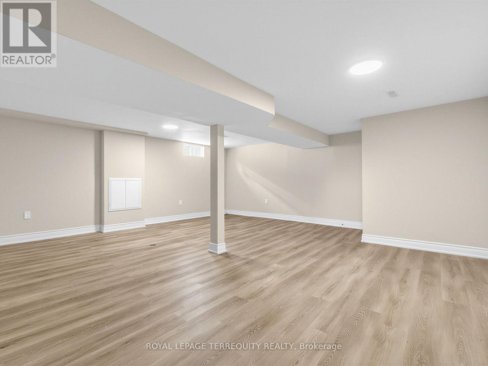 8 William Smart Road, New Tecumseth (Tottenham), Ontario  L0G 1W0 - Photo 35 - N12861314