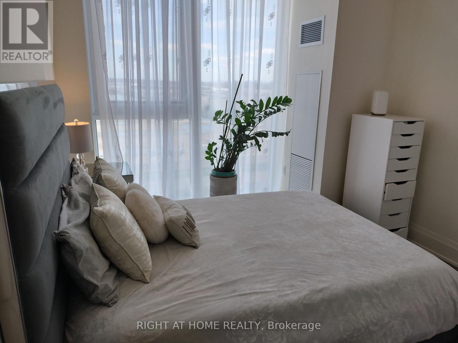 617 - 9000 Jane Street N, Vaughan (Concord), Ontario  L4M 2M9 - Photo 14 - N12861316