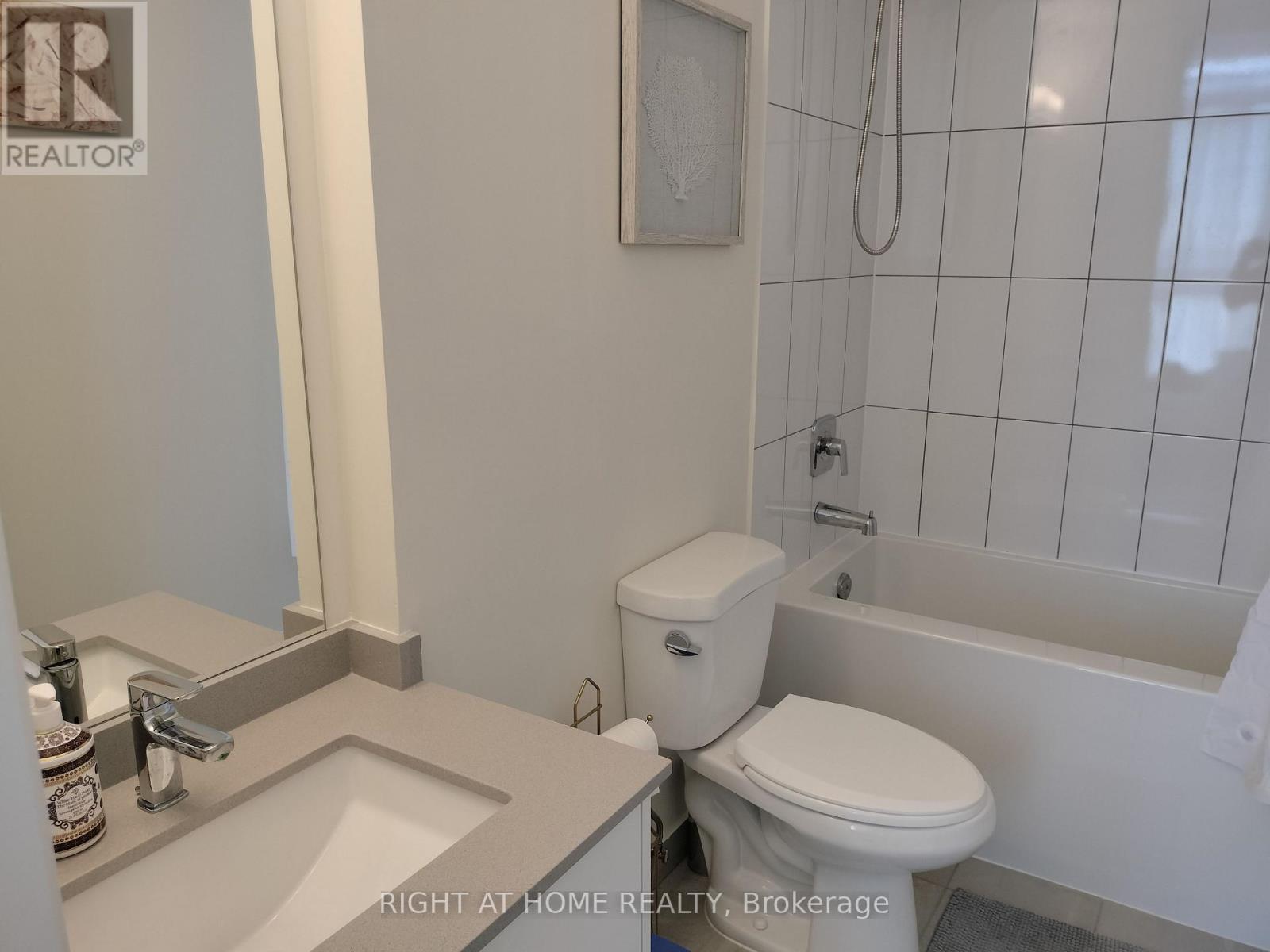 617 - 9000 Jane Street N, Vaughan (Concord), Ontario  L4M 2M9 - Photo 15 - N12861316