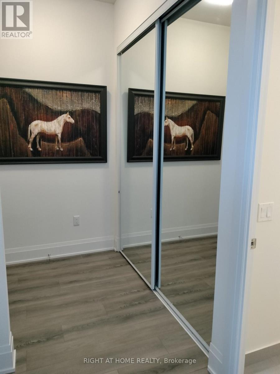 617 - 9000 Jane Street N, Vaughan (Concord), Ontario  L4M 2M9 - Photo 3 - N12861316