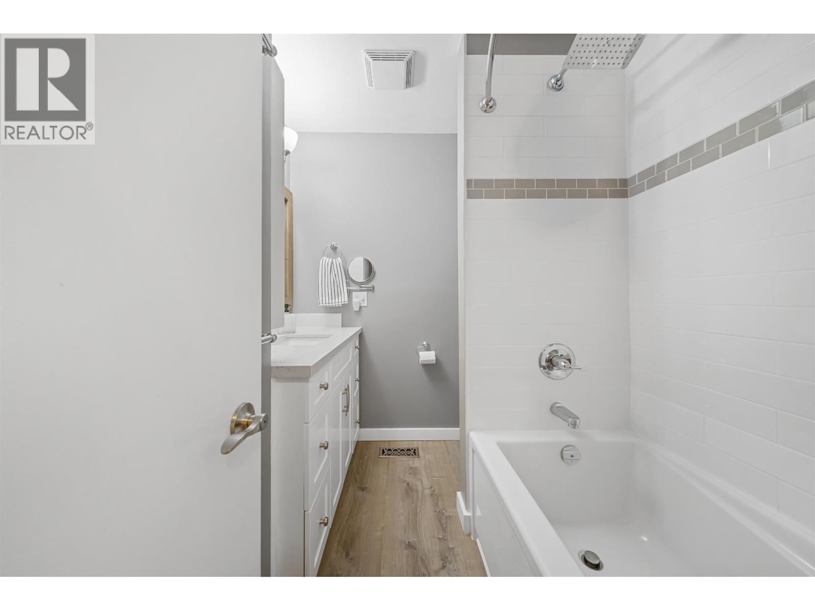 1663 Robertson Avenue, Port Coquitlam, British Columbia  V3B 1C9 - Photo 11 - R3097332