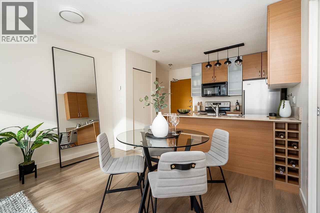 2103 977 Mainland Street, Vancouver, British Columbia  V6B 1T2 - Photo 5 - R3097309