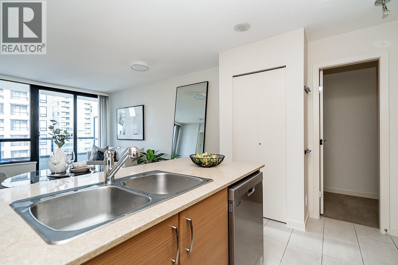 2103 977 Mainland Street, Vancouver, British Columbia  V6B 1T2 - Photo 9 - R3097309