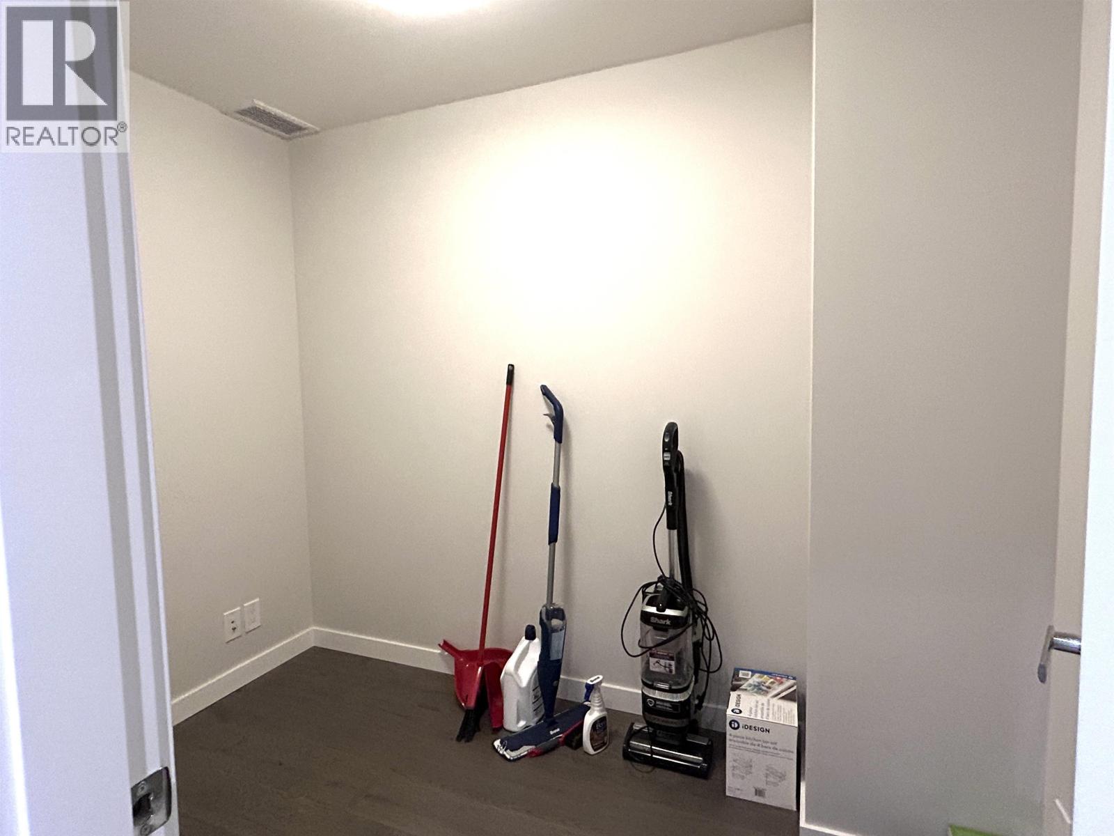 302 3533 Ross Drive Drive, Vancouver, British Columbia  V6S 0L3 - Photo 9 - R3097322