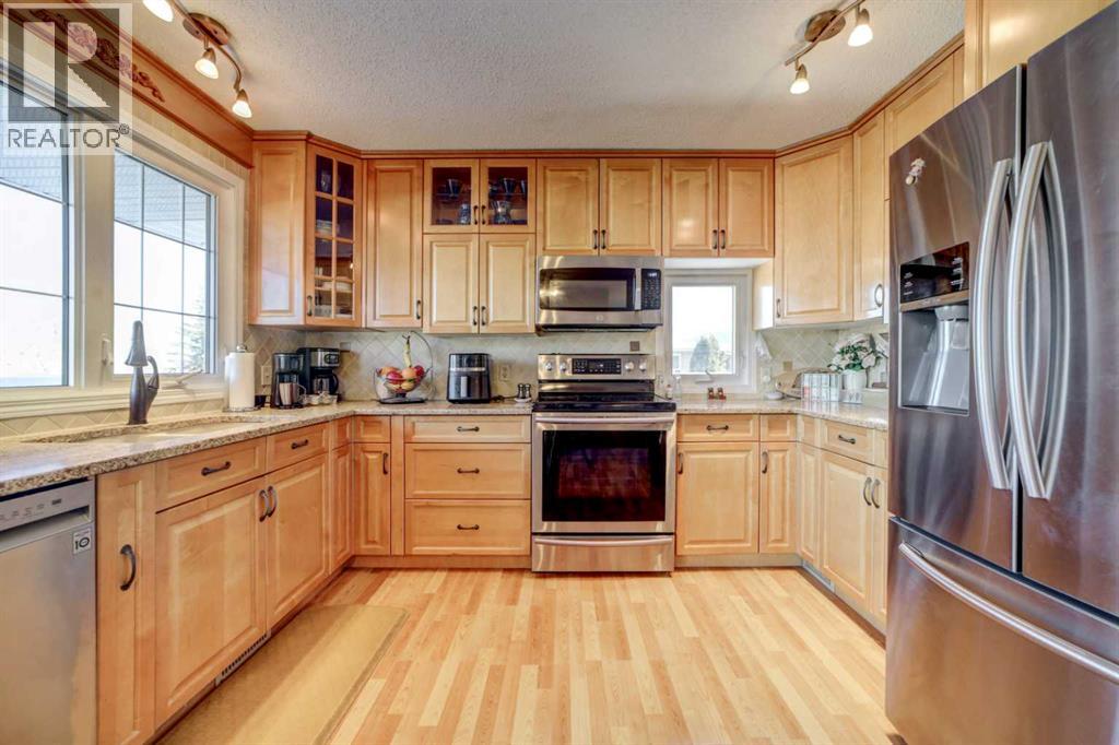 762 Lebel Street, Pincher Creek, Alberta  T0K 1W0 - Photo 2 - A2277520