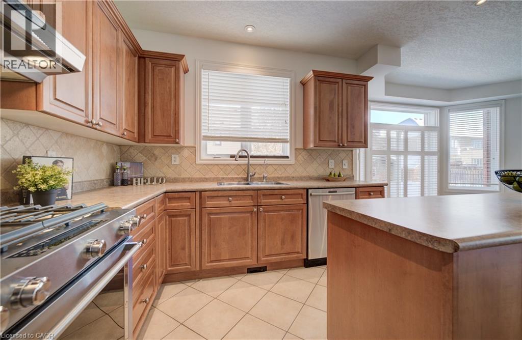 169 Falconridge Drive, Kitchener, Ontario  N2K 4J9 - Photo 9 - 40789833