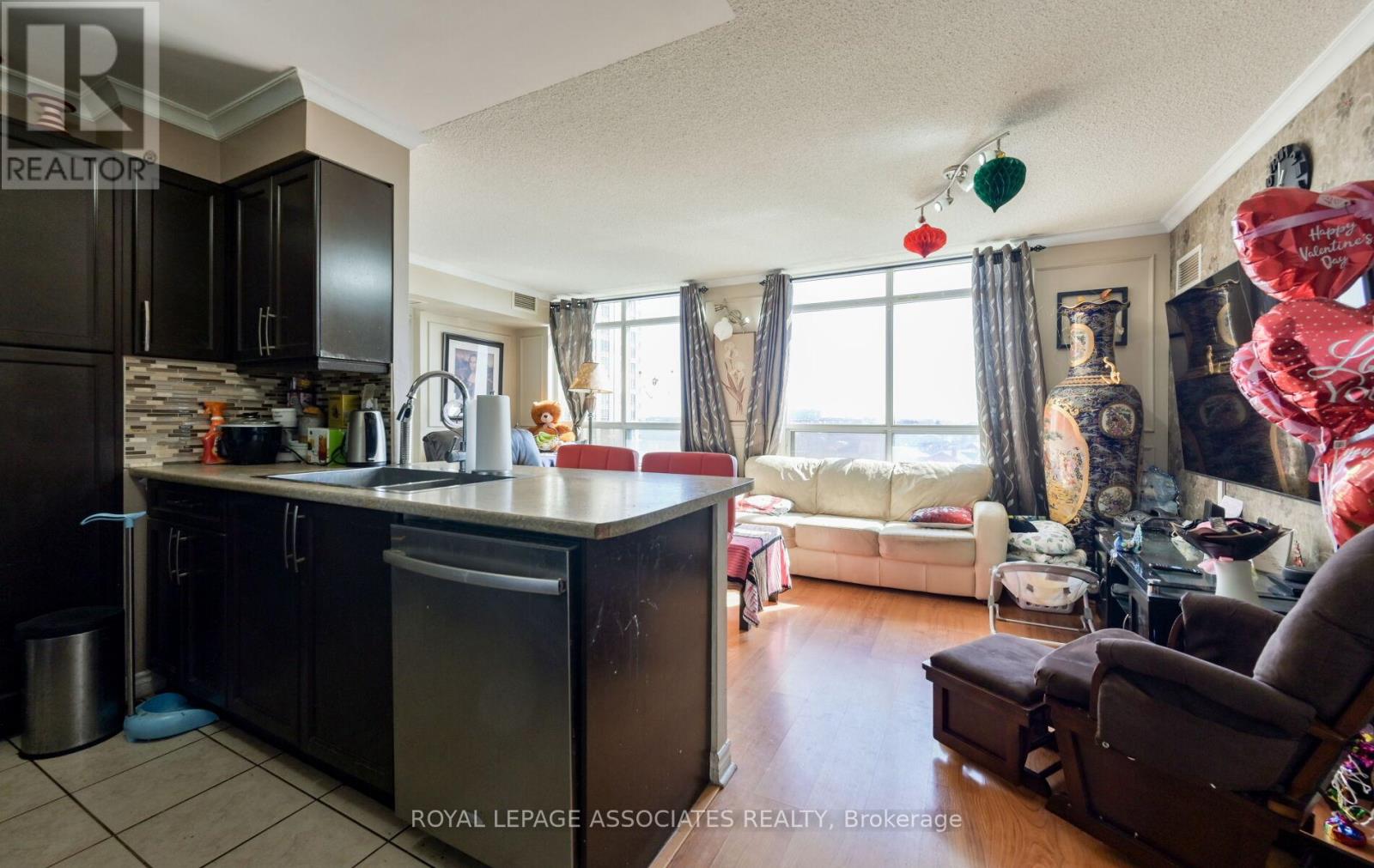 606a - 710 Humberwood Boulevard, Toronto (West Humber-Clairville), Ontario  M9W 7J5 - Photo 11 - W12861368