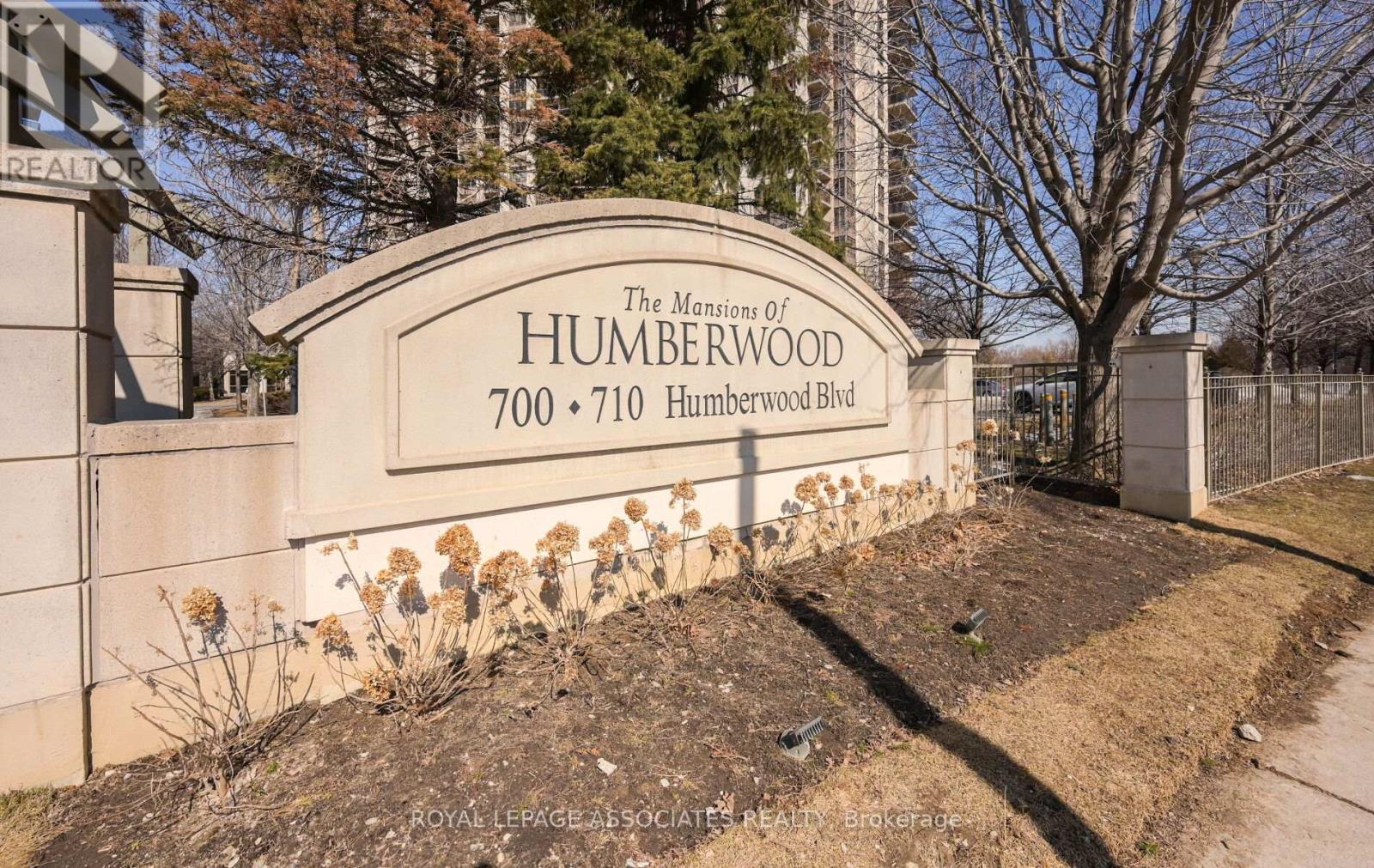 606a - 710 Humberwood Boulevard, Toronto (West Humber-Clairville), Ontario  M9W 7J5 - Photo 2 - W12861368