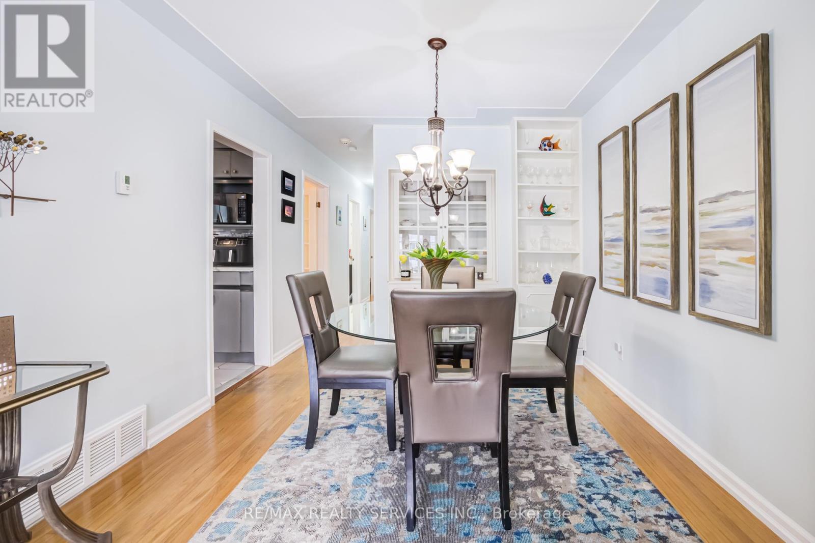 761 Sunset Road, Burlington, Ontario  L7T 3X3 - Photo 12 - W12861402