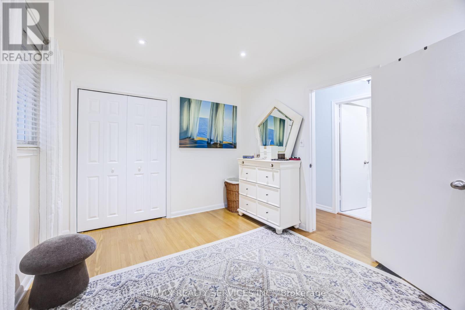 761 Sunset Road, Burlington, Ontario  L7T 3X3 - Photo 22 - W12861402