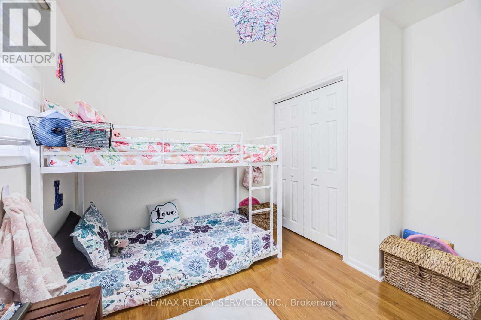 761 Sunset Road, Burlington, Ontario  L7T 3X3 - Photo 25 - W12861402