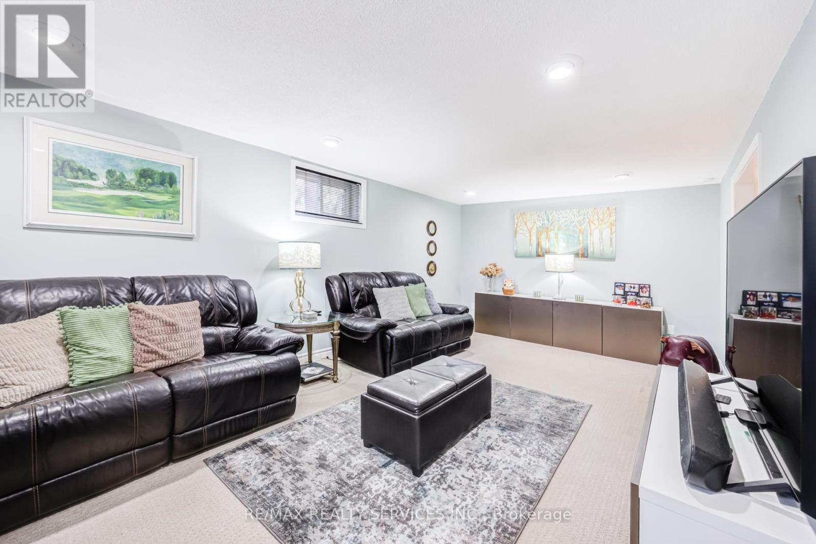 761 Sunset Road, Burlington, Ontario  L7T 3X3 - Photo 33 - W12861402