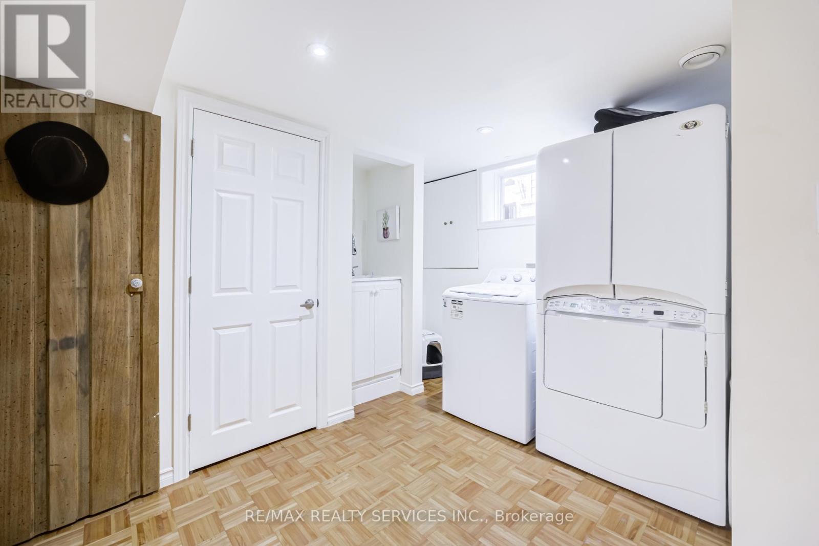 761 Sunset Road, Burlington, Ontario  L7T 3X3 - Photo 38 - W12861402