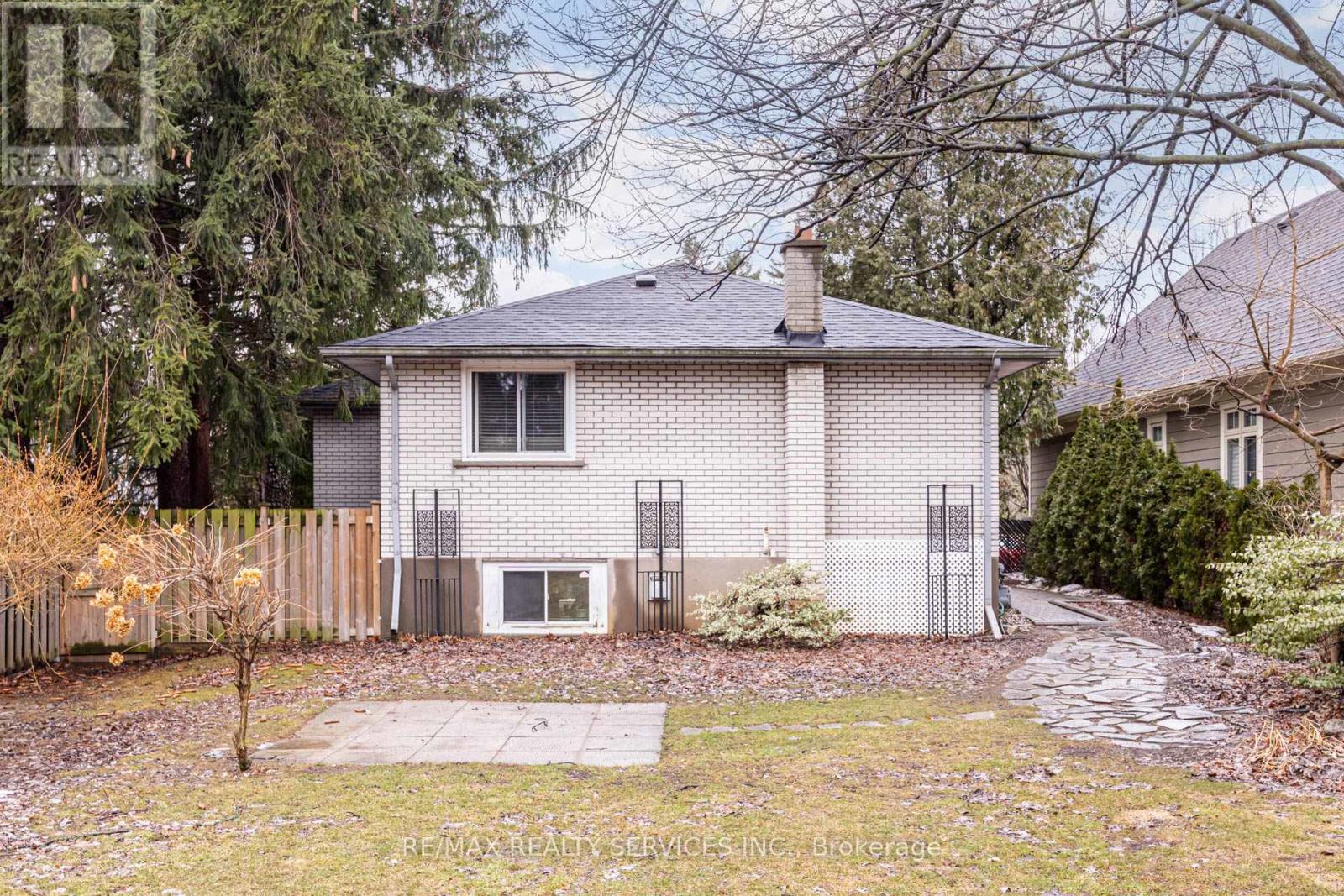 761 Sunset Road, Burlington, Ontario  L7T 3X3 - Photo 43 - W12861402