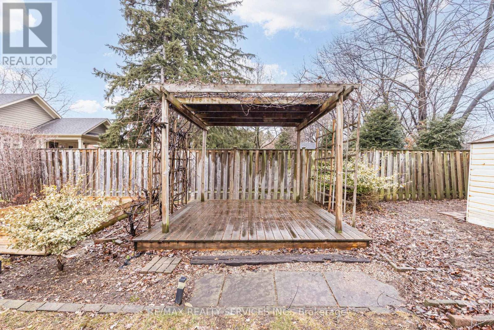 761 Sunset Road, Burlington, Ontario  L7T 3X3 - Photo 44 - W12861402