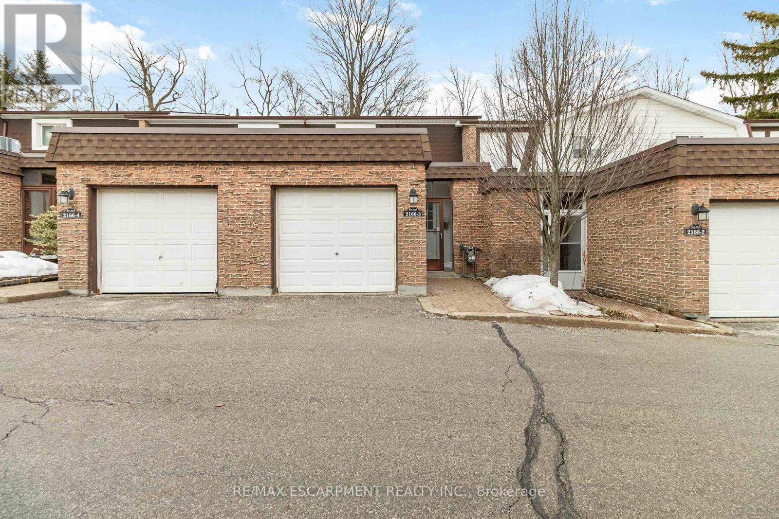 3 - 2166 UPPER MIDDLE ROAD, Burlington, Ontario