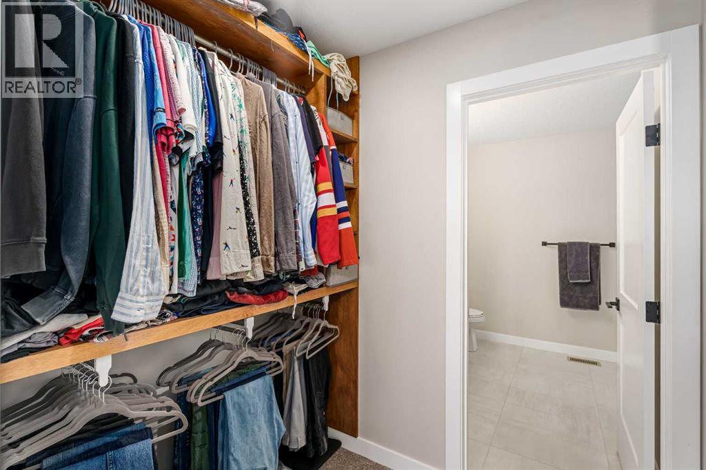 915 Crestridge Common Sw, Calgary, Alberta  T3B 6L6 - Photo 20 - A2284146