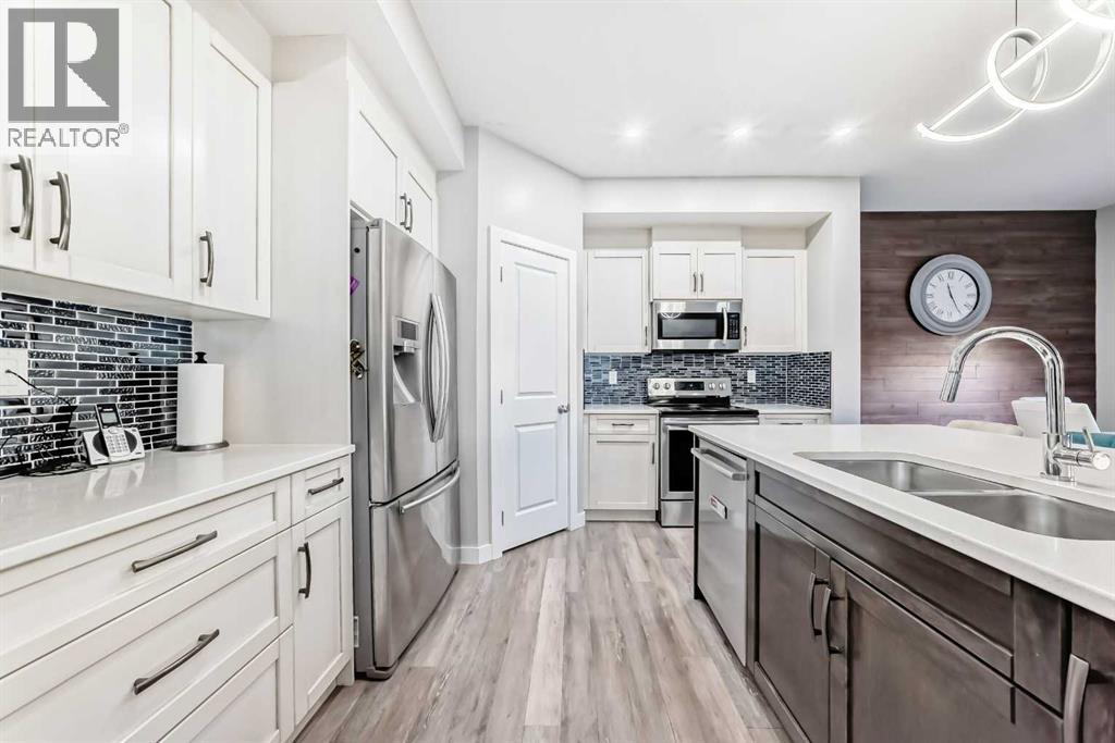 199 Kinniburgh Road, Chestermere, Alberta  T1X 0T8 - Photo 8 - A2284977