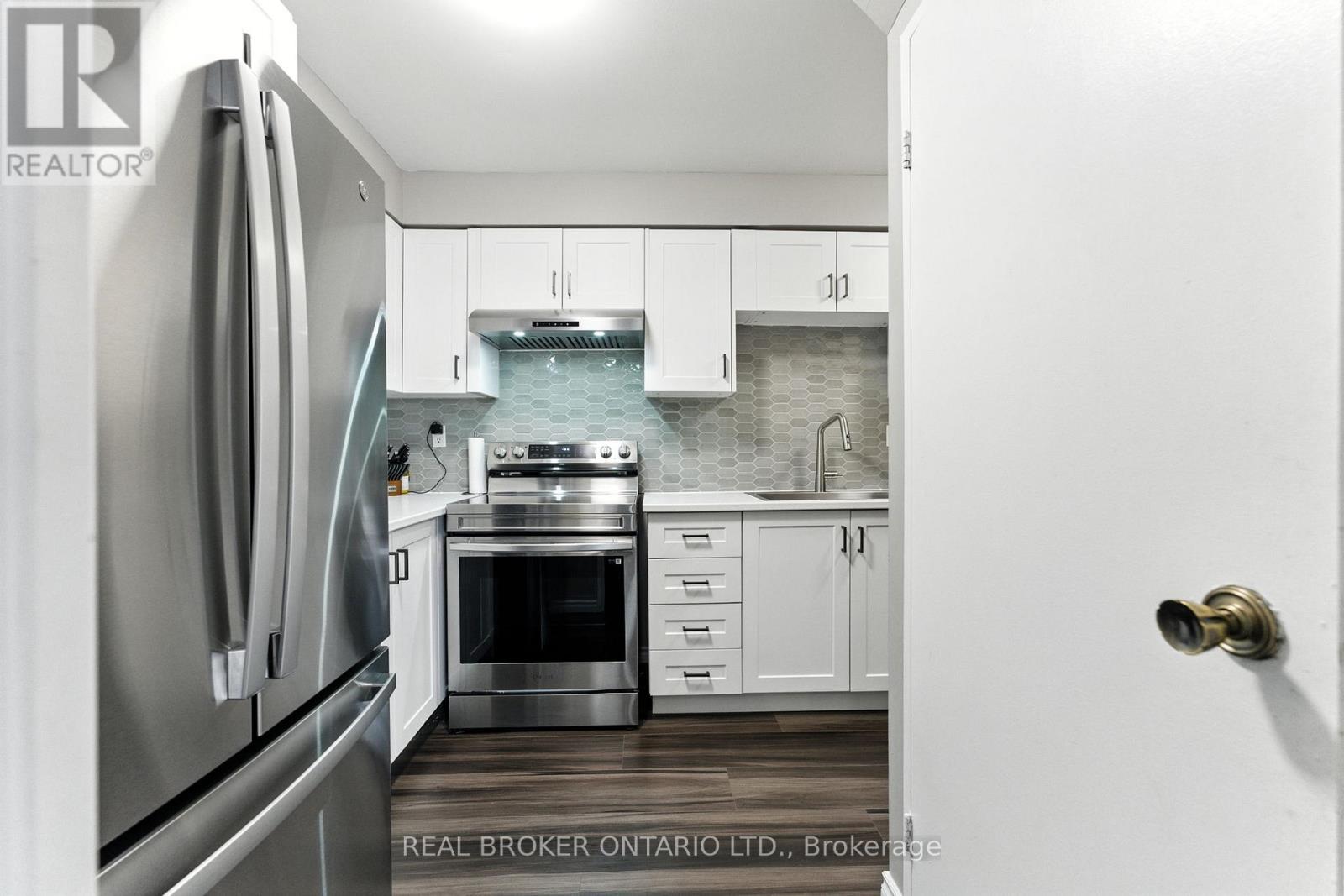 126 - 36 Hayhurst Road, Brantford, Ontario  N3R 6Y9 - Photo 8 - X12861328