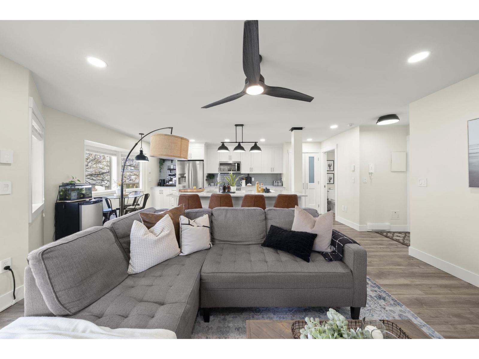 201 5464 201a Street, Langley, British Columbia  V3A 1S8 - Photo 13 - R3097351