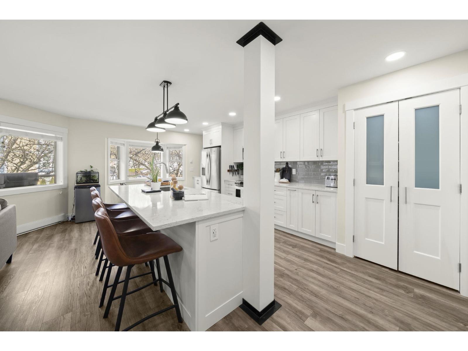 201 5464 201a Street, Langley, British Columbia  V3A 1S8 - Photo 2 - R3097351